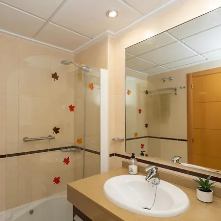 Apartament Caleta, Atico, 3 Frente Al Mar, By Bookindenia